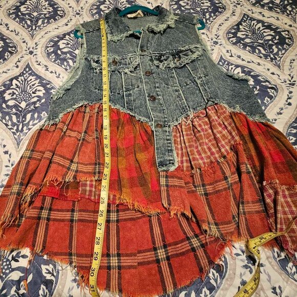 Oli & Hali Washed Denim Vest - Picture 7 of 7